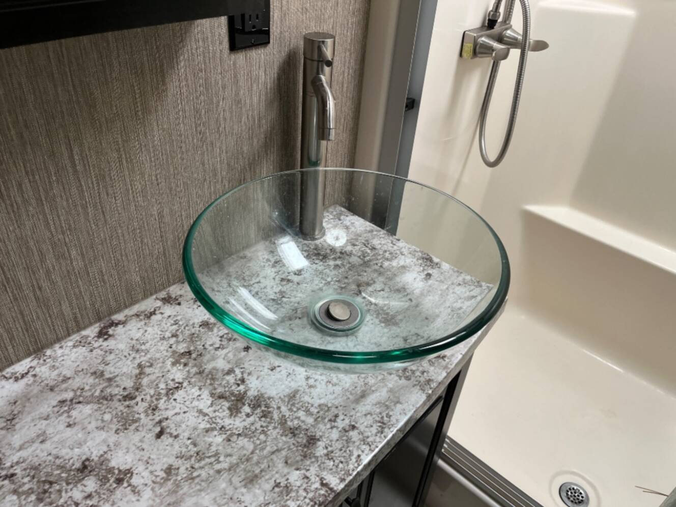 A photo of this 2018 Grand Design Momentum 376TH