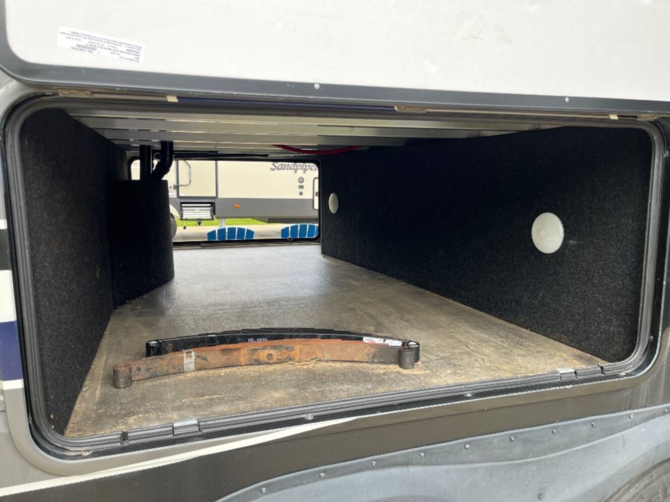 A photo of this 2018 Grand Design Momentum 376TH