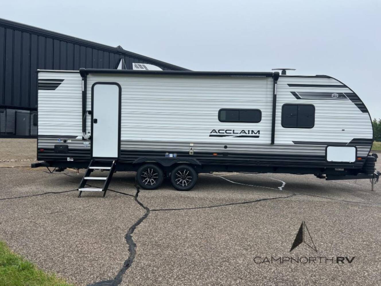 A photo of this 2027 East To West Acclaim 2600RB