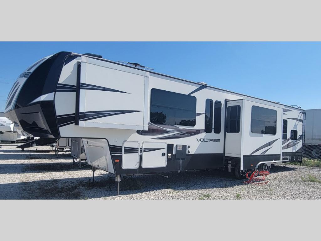 2017 Dutchmen Rv Voltage 4005 in council bluffs IA