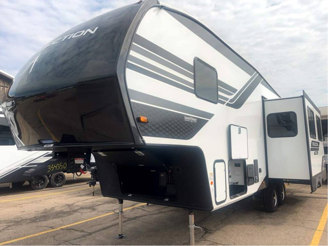 A photo of this 2026 Grand Design Reflection 100 Series 28RL