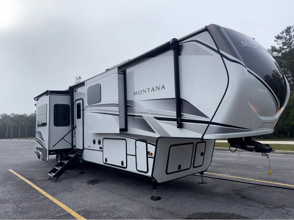 2024 Keystone MONTANA LEGECY 3901RK RV