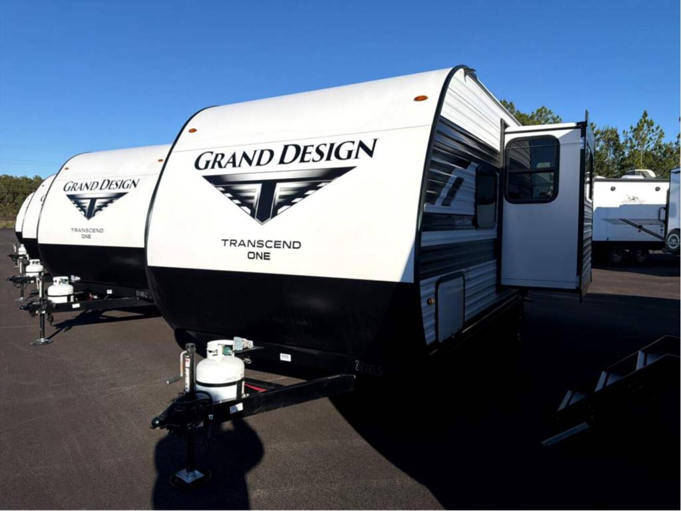 A photo of this 2026 Grand Design Transcend ONE 161BH