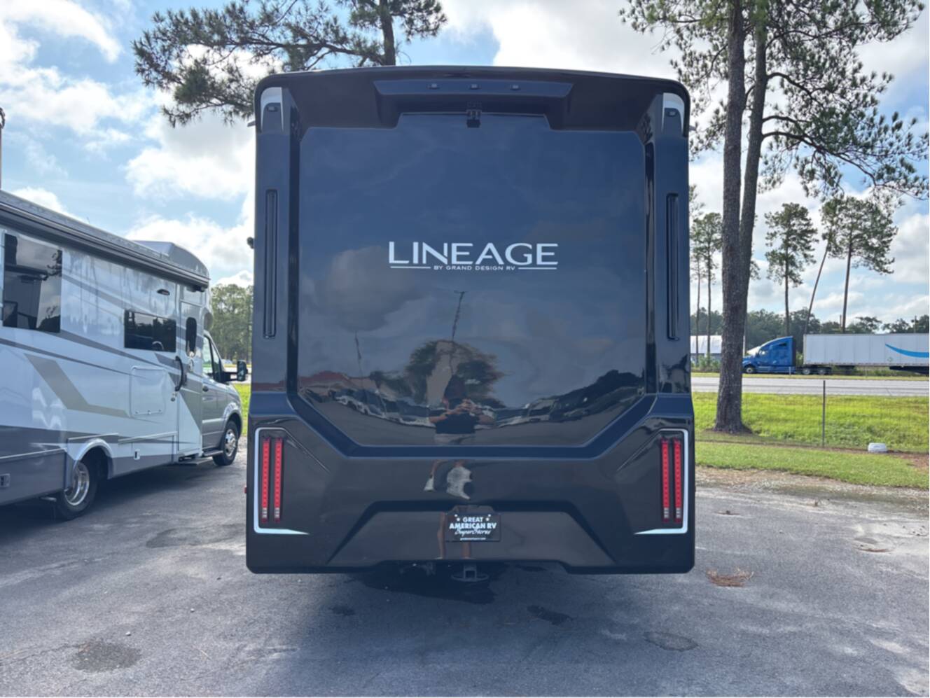 A photo of this 2026 Grand Design Lineage Series M 25TK
