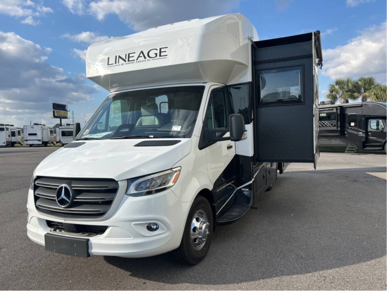 A photo of this 2026 Grand Design Lineage Series M 25TK