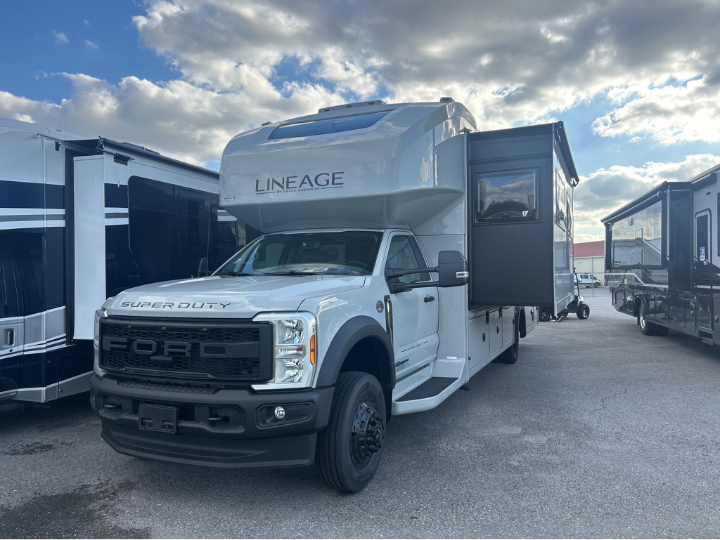 2026 Grand Design Lineage Series F 31ZW in breaux bridge LA