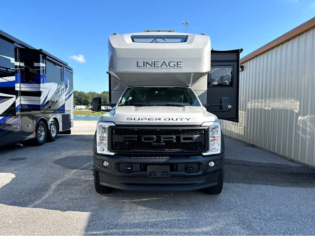 2026 Grand Design Lineage Series F 31ZW in grand bay AL