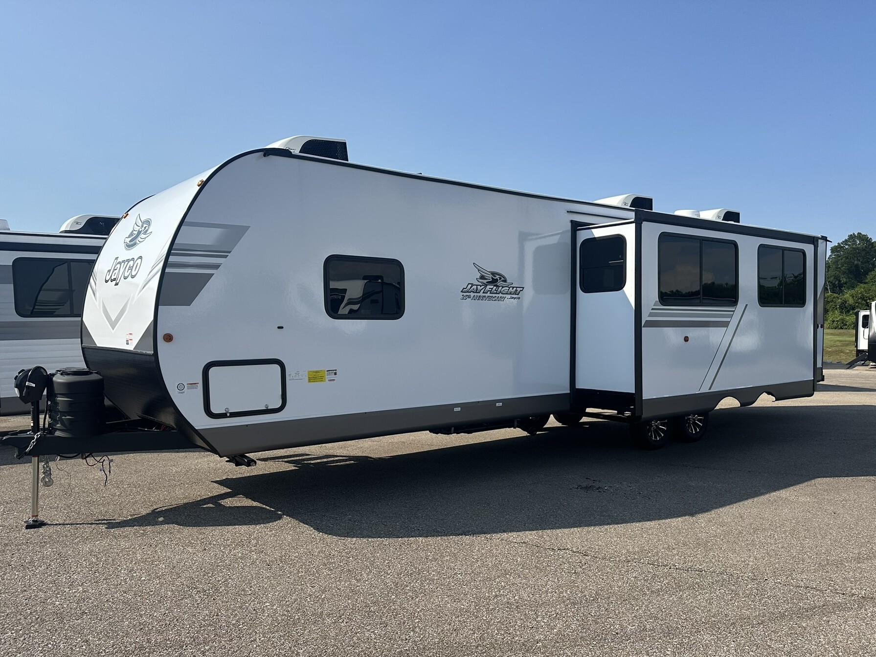 2027 Jayco Jay Flight SLX 330TBS in belden MS
