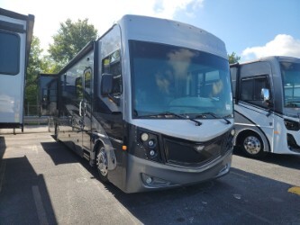 2021 Fleetwood Pace Arrow 36U RV