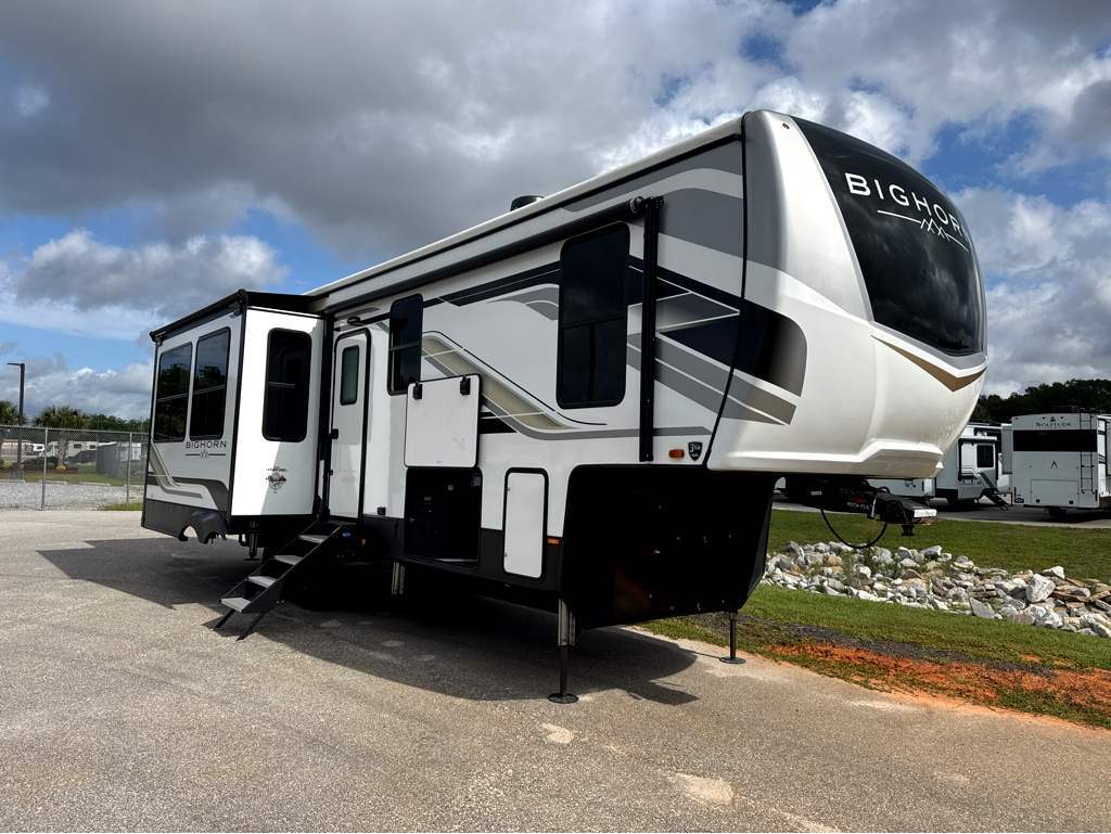 2024 Heartland Bighorn BH 3215 RL in grand bay AL