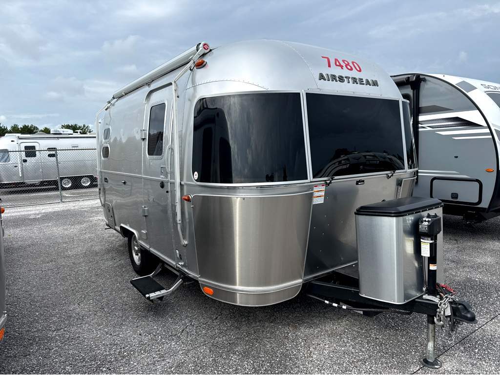 2022 Airstream Caravel 19CB in defuniak springs FL