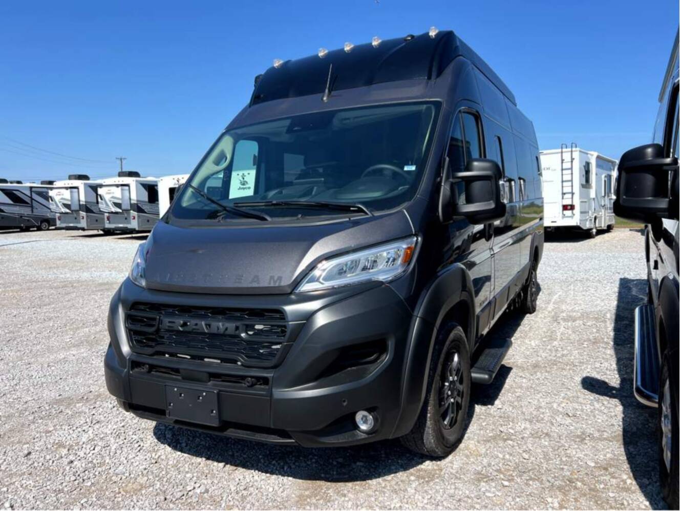 A photo of this 2026 Airstream Rangeline Base