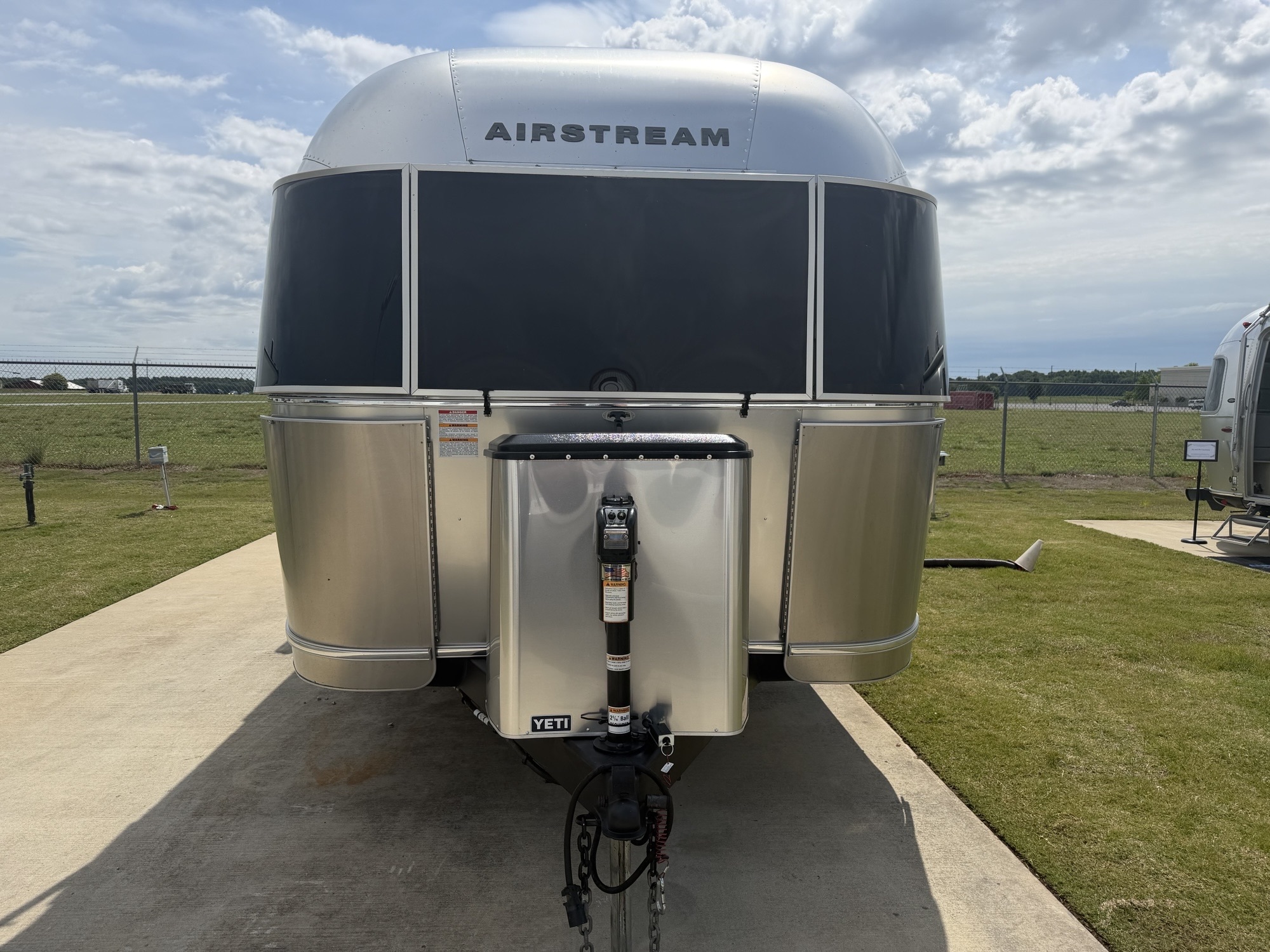 2024 Airstream Flying Cloud 23FB in tanner AL