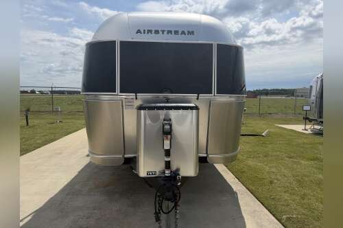 2024 Airstream Flying Cloud 23FB in tanner AL