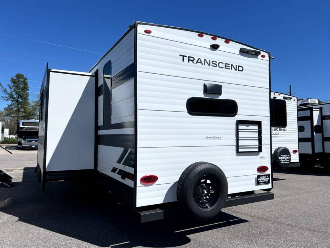 A photo of this 2026 Grand Design Transcend 285RKT