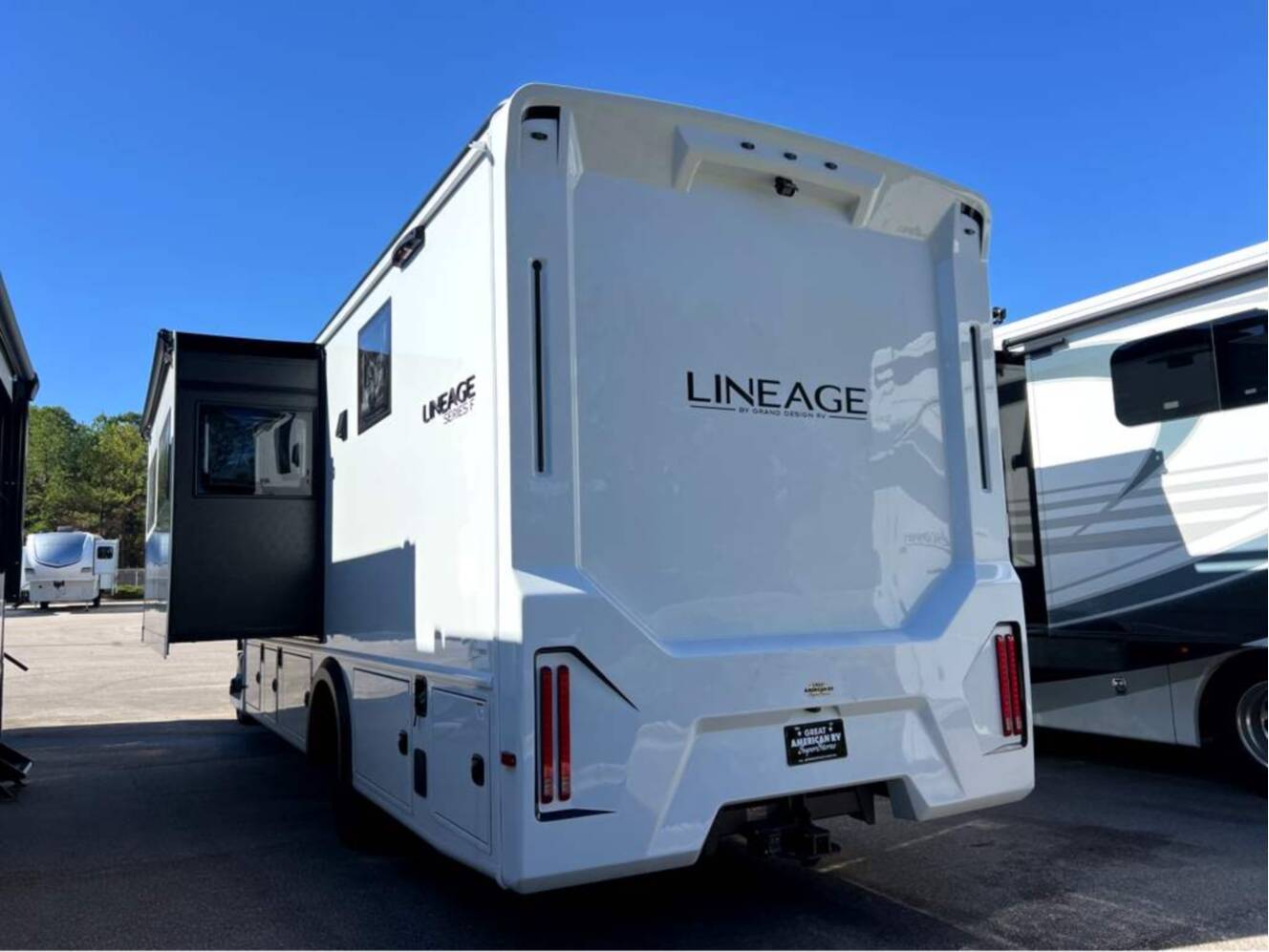 A photo of this 2026 Grand Design Lineage Series F 31ZW