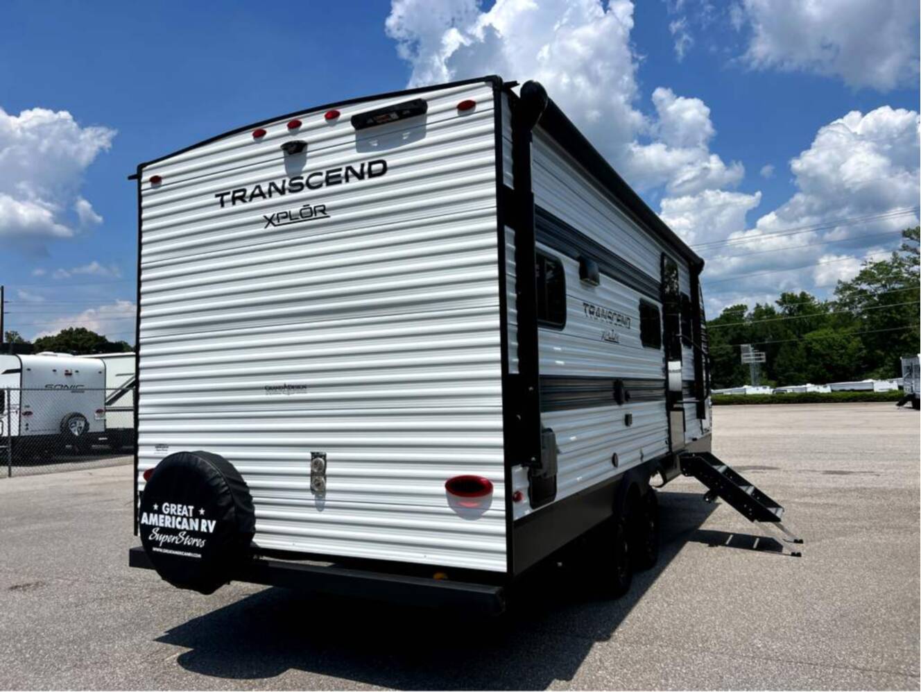 A photo of this 2026 Grand Design Transcend XPLOR 20MKX