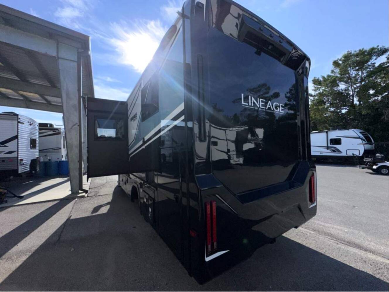 A photo of this 2026 Grand Design Lineage Series M 25TK