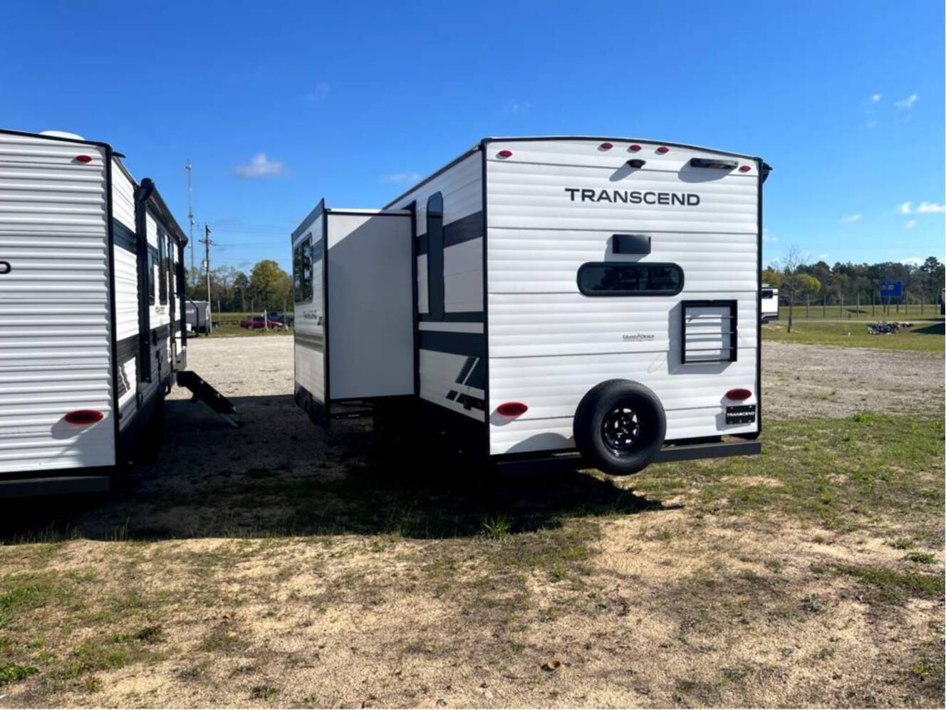 A photo of this 2026 Grand Design Transcend 285RKT
