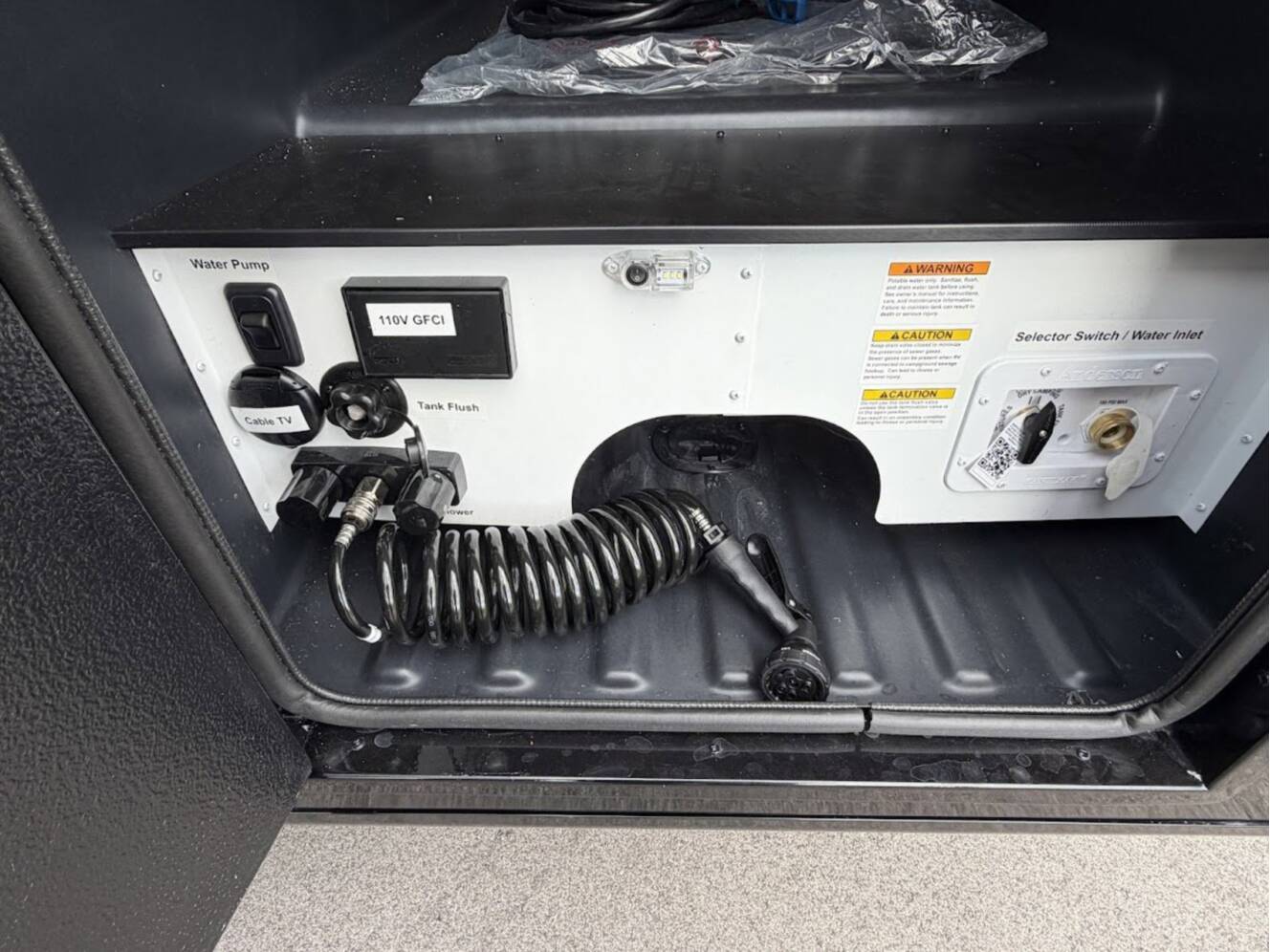 A photo of this 2026 Grand Design Lineage Series M 25TK
