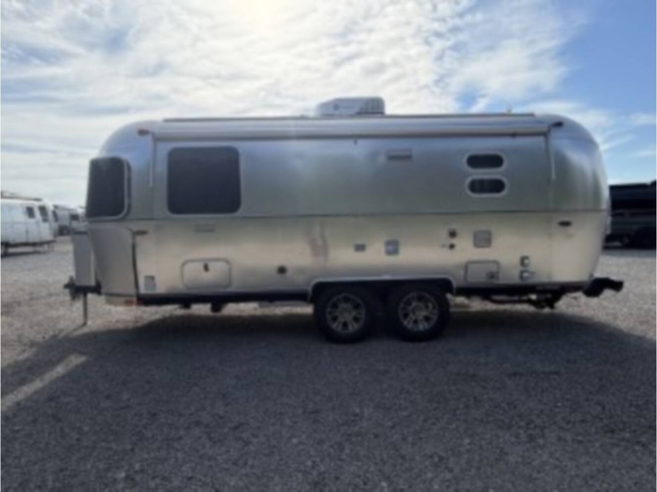 A photo of this 2026 Airstream Trade Wind 23FBT
