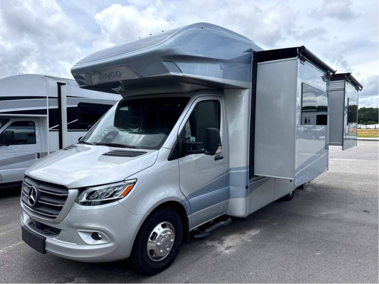 A photo of this 2027 Jayco Melbourne Prestige 25LP