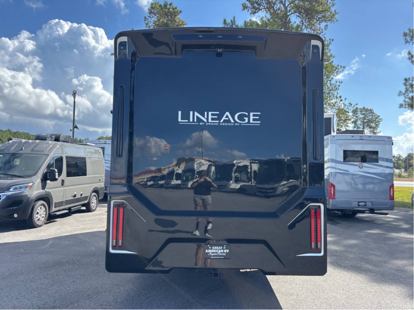 A photo of this 2026 Grand Design Lineage Series M 25TK