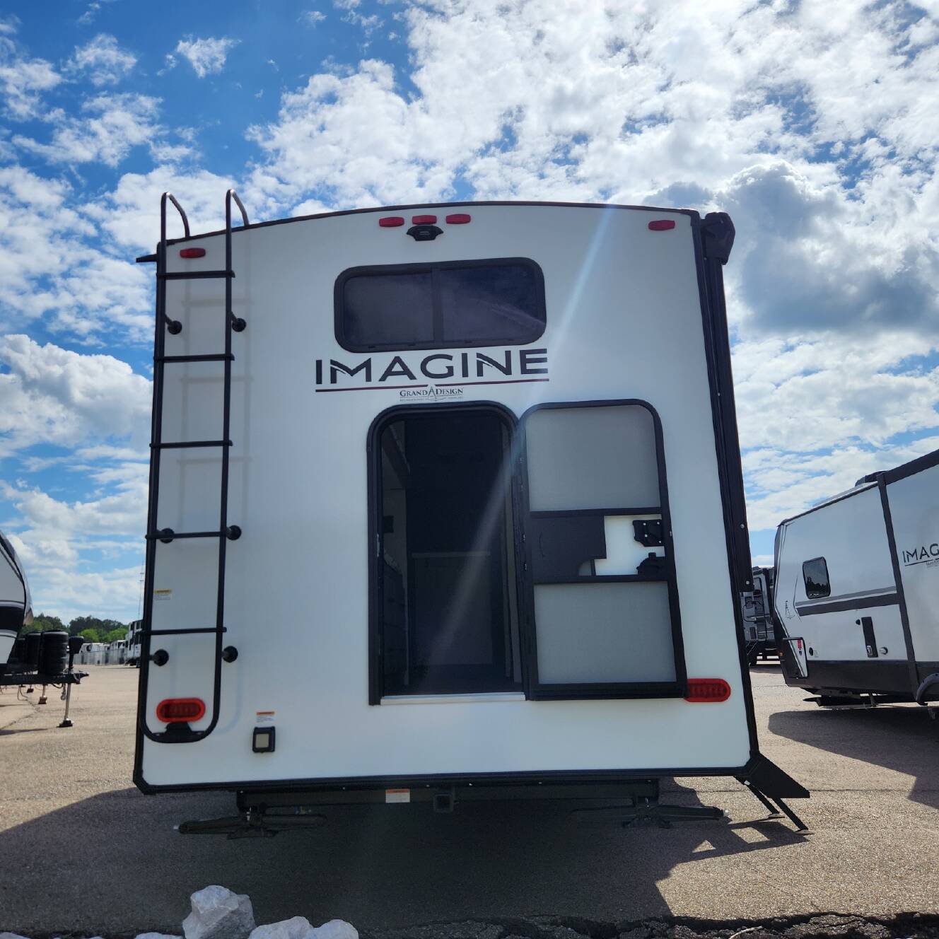 A photo of this 2026 Grand Design Imagine 3210BH