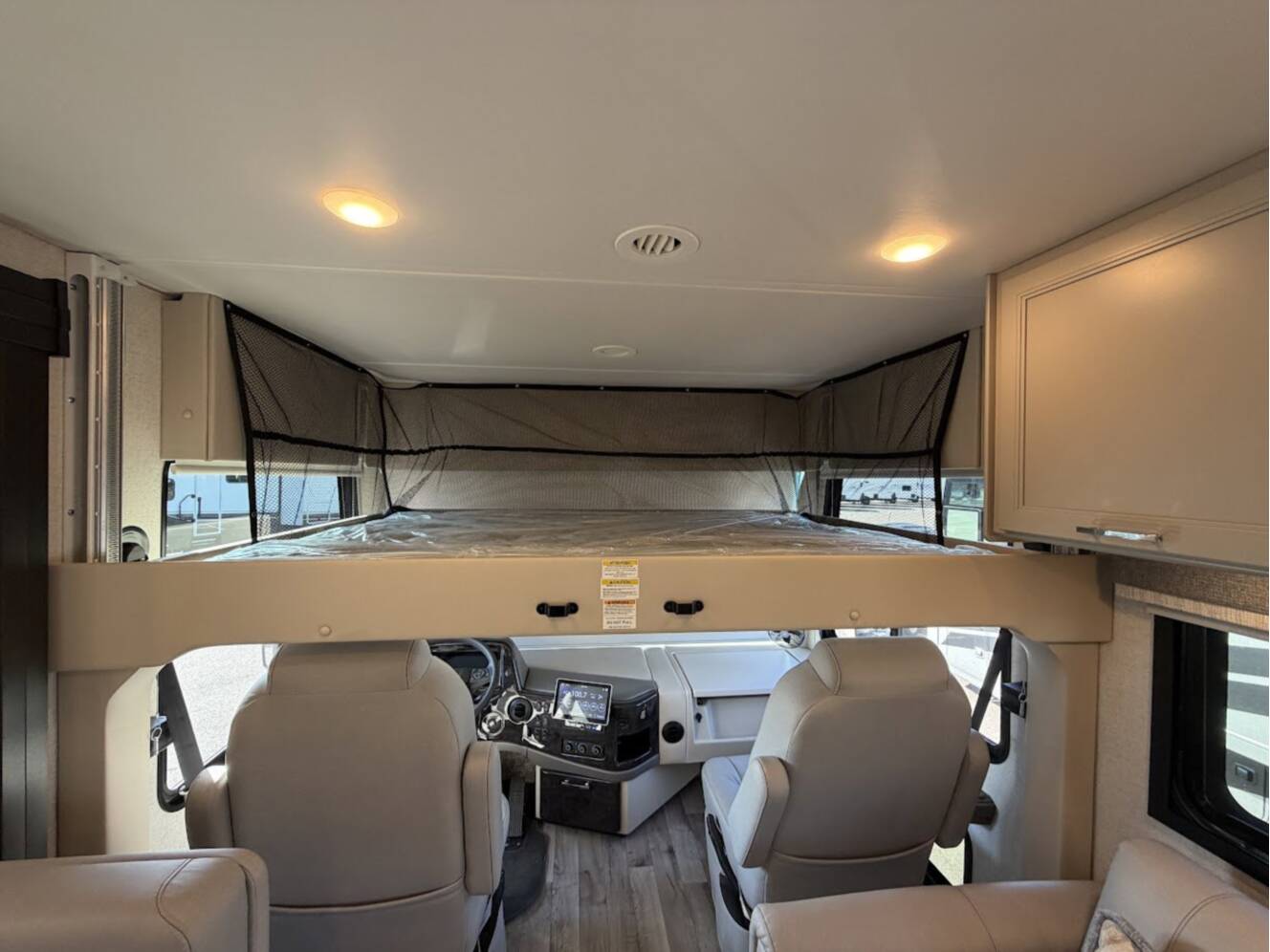 A photo of this 2026 Thor Motor Coach Palazzo GT 33.6