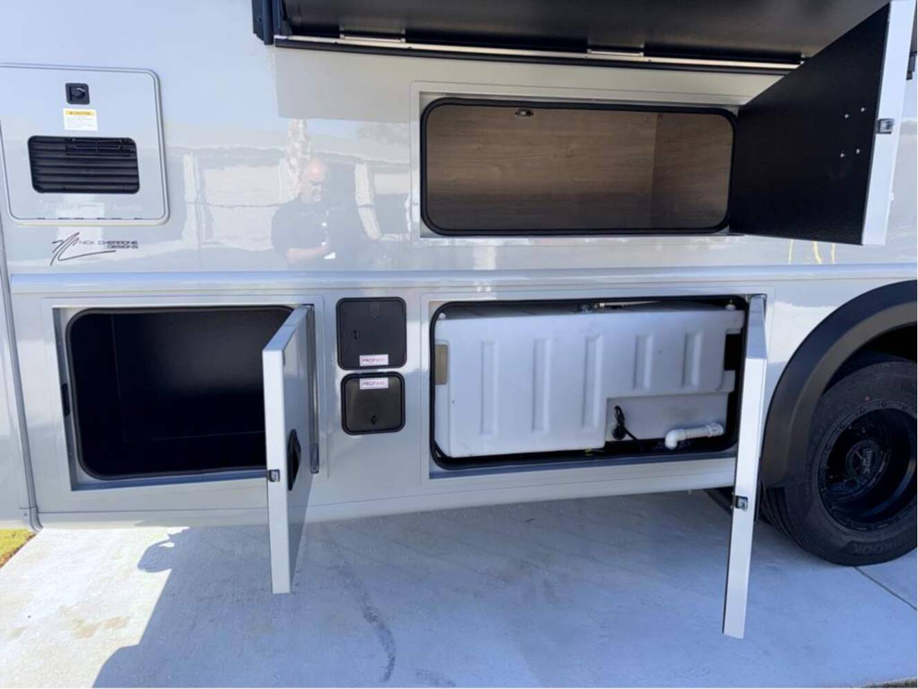 A photo of this 2026 Grand Design Lineage Series F 31ZW