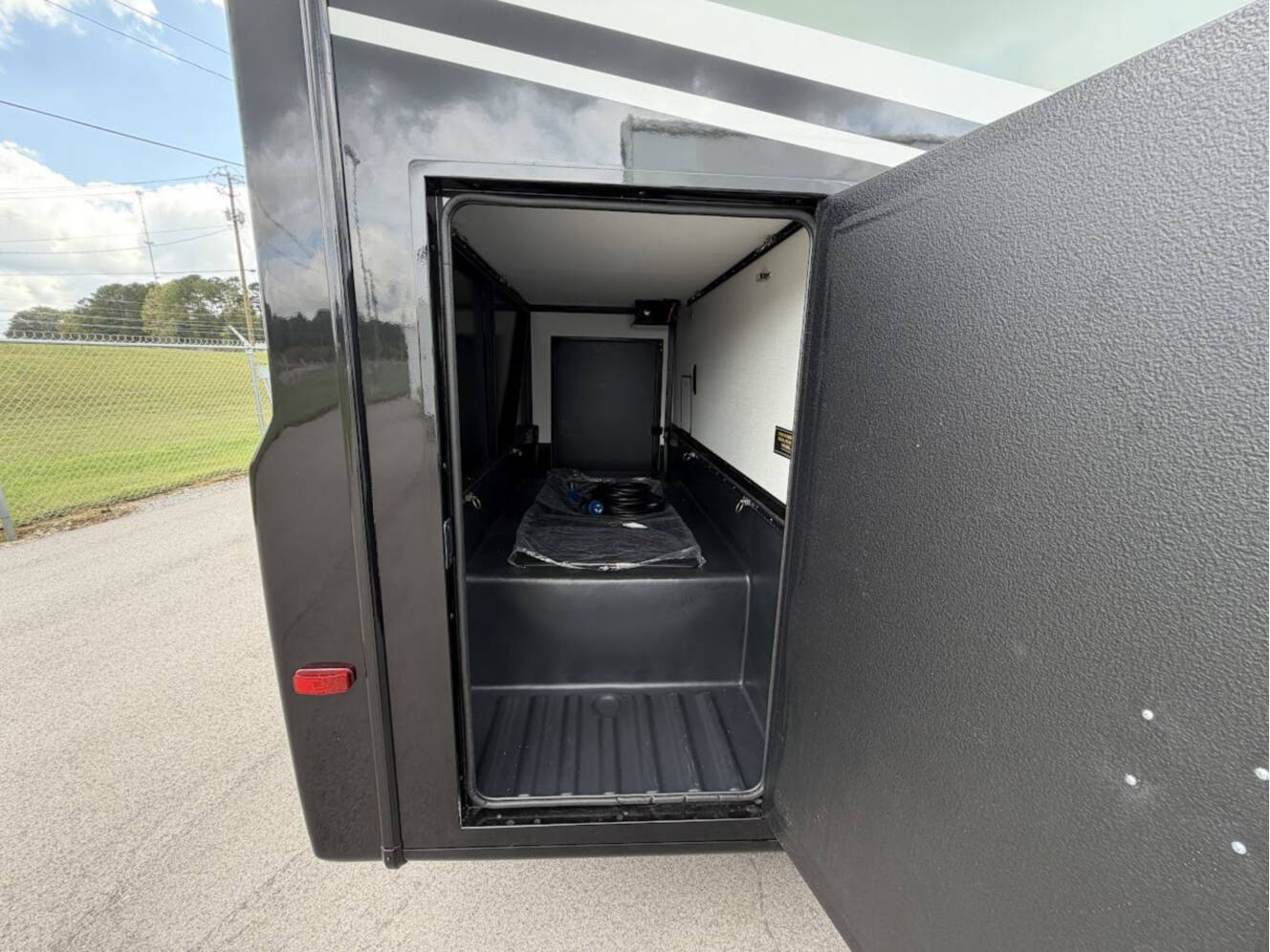 A photo of this 2026 Grand Design Lineage Series M 25TK