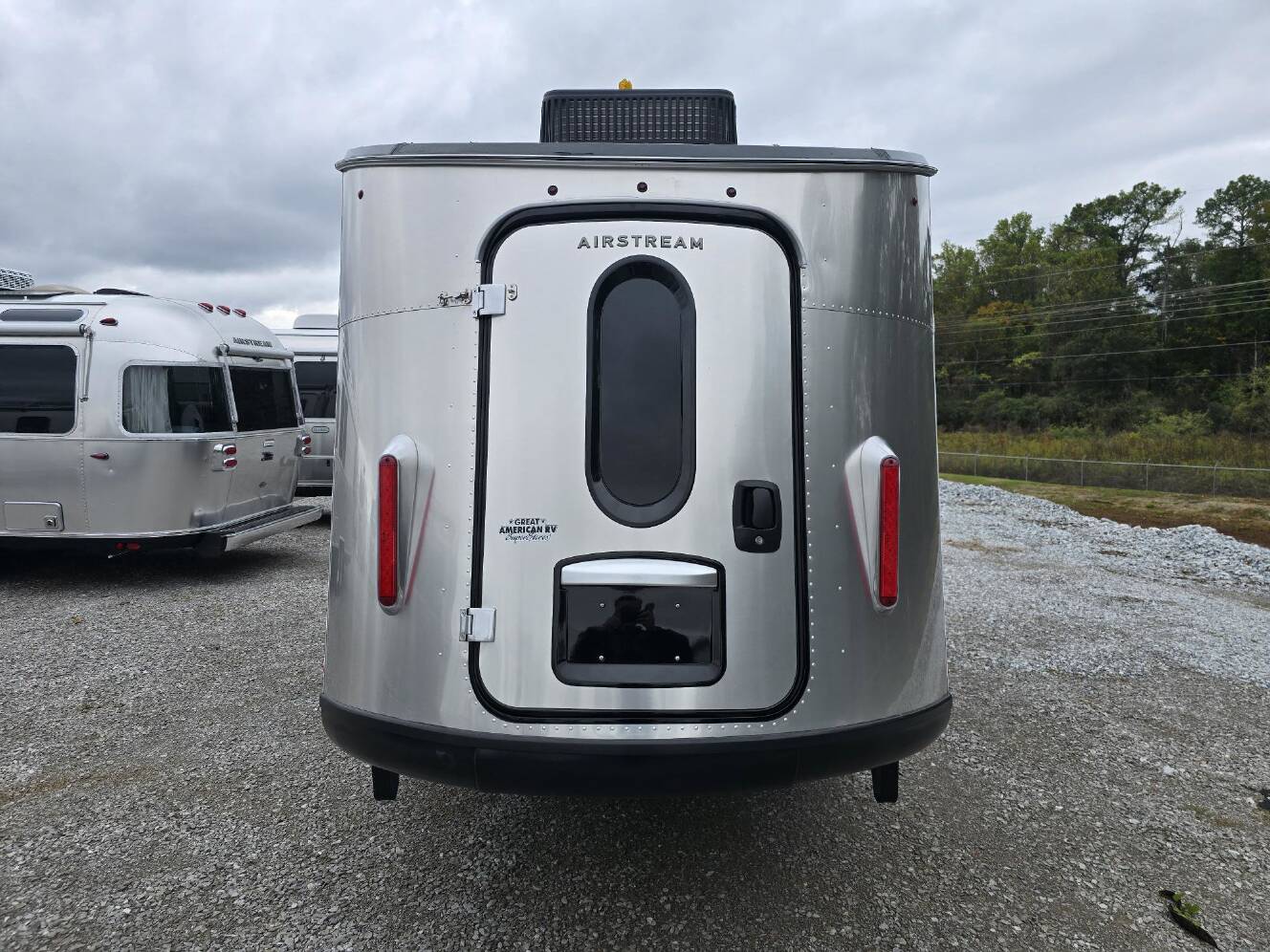 A photo of this 2026 Airstream Basecamp Xe 20Xe