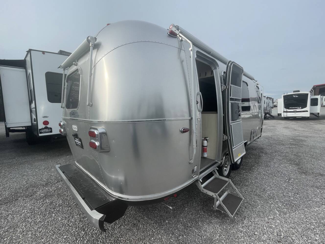 A photo of this 2026 Airstream Flying Cloud 23FB