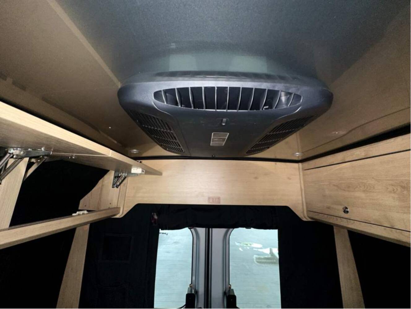 A photo of this 2026 Airstream Rangeline Base