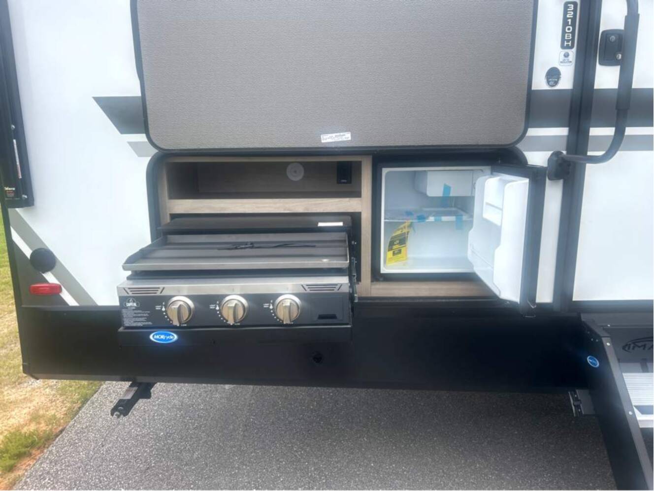 A photo of this 2026 Grand Design Imagine 3210BH