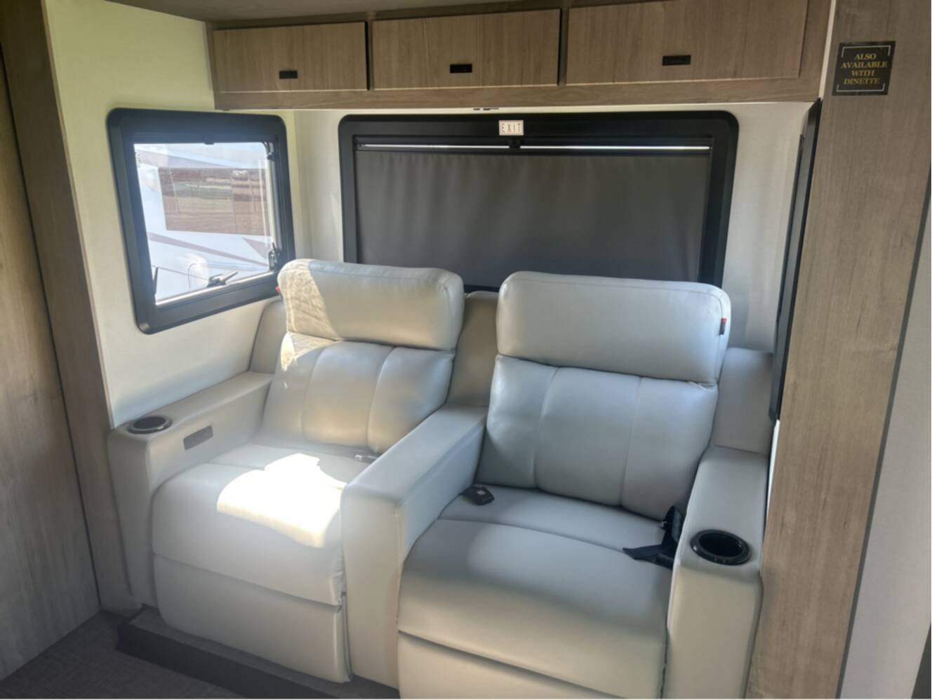 A photo of this 2026 Grand Design Lineage Series M 25TK