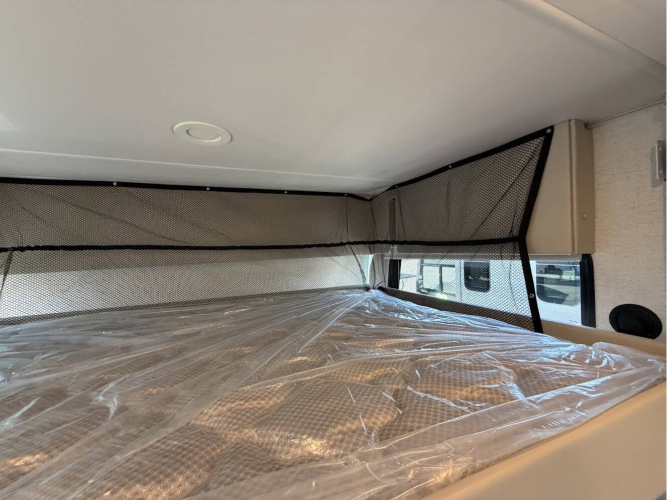 A photo of this 2026 Thor Motor Coach Palazzo GT 33.6