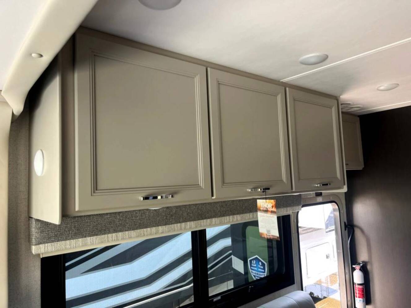 A photo of this 2026 Thor Motor Coach Palazzo GT 33.6
