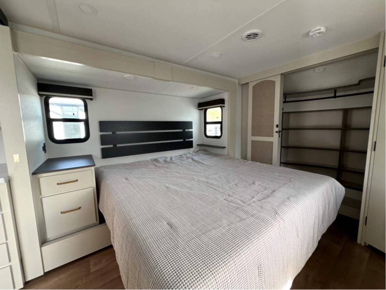 A photo of this 2026 Grand Design Influence 3203GK