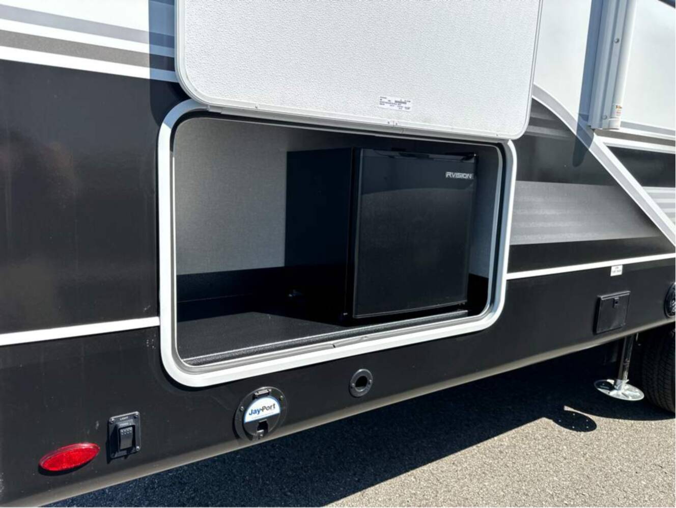 A photo of this 2026 Jayco Eagle HT 29DDB