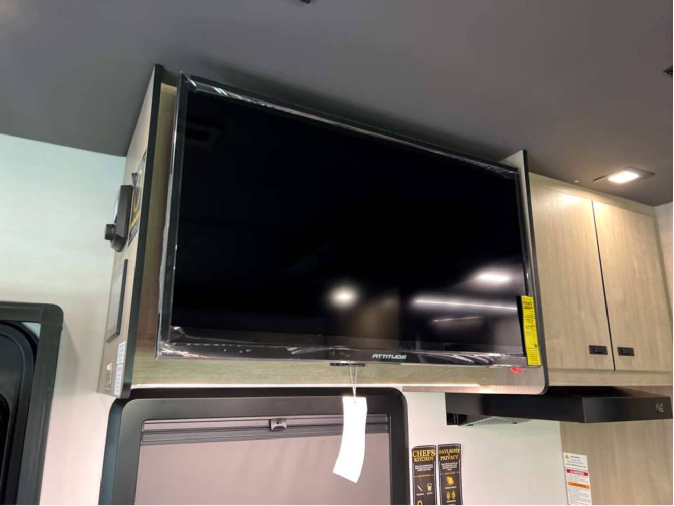 A photo of this 2026 Grand Design Lineage Series M 25TK