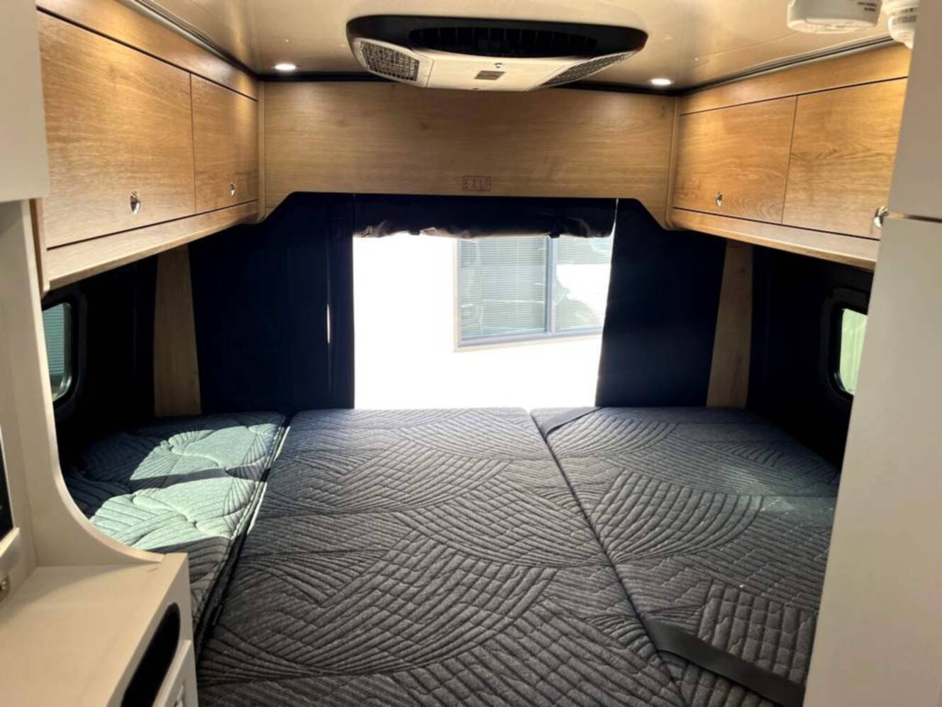 A photo of this 2026 Airstream Rangeline Base