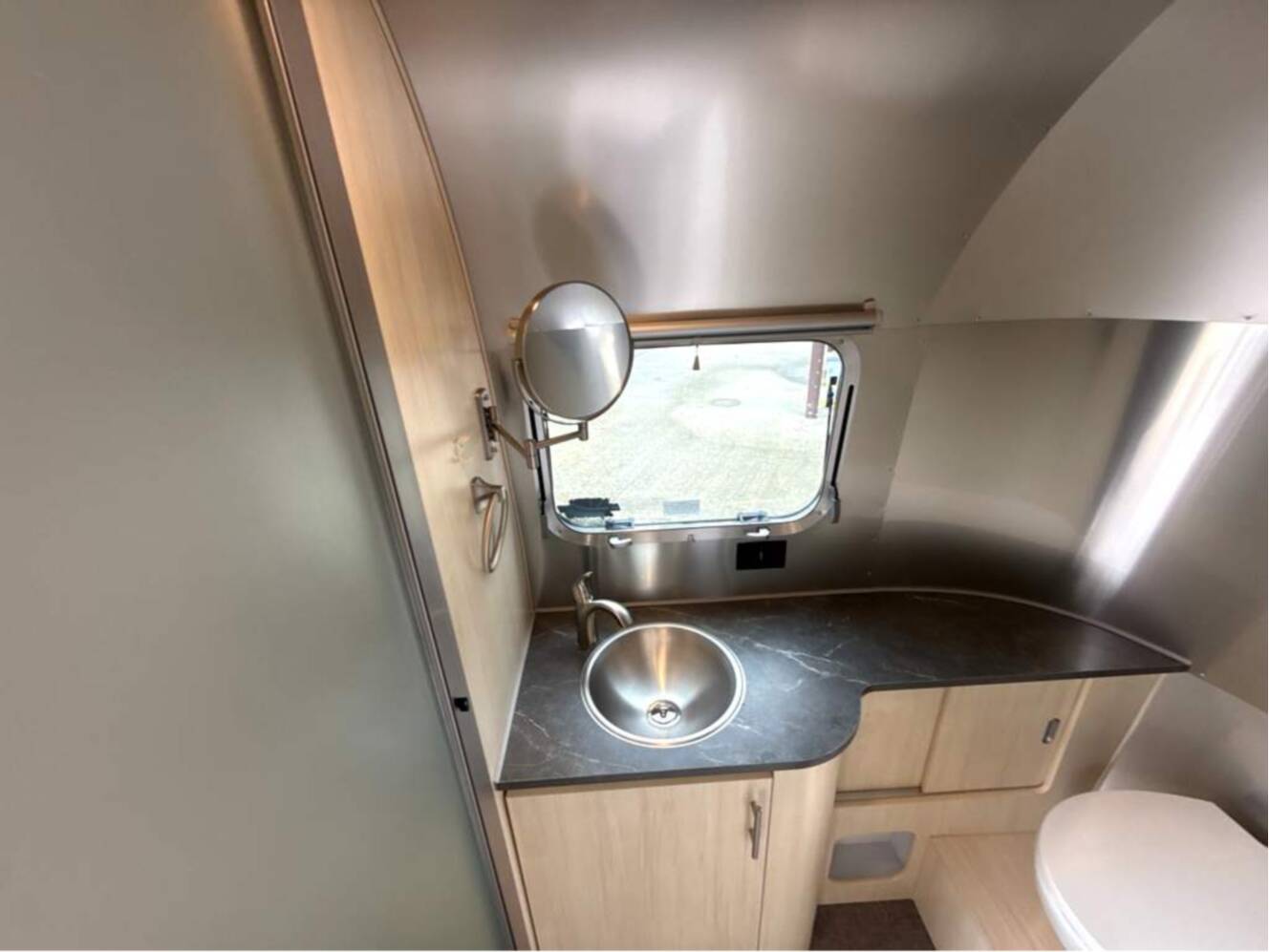 A photo of this 2026 Airstream Flying Cloud 23FBT
