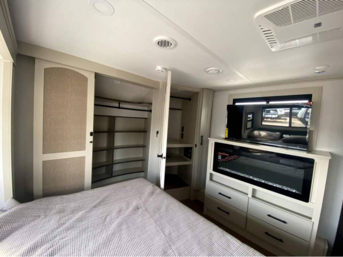 A photo of this 2026 Grand Design Solitude 414LJMJ