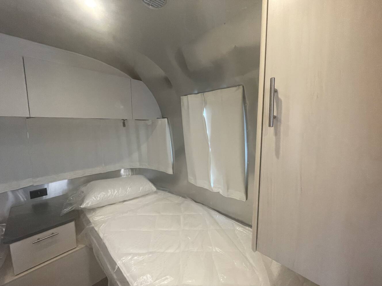 A photo of this 2026 Airstream Flying Cloud 23FB