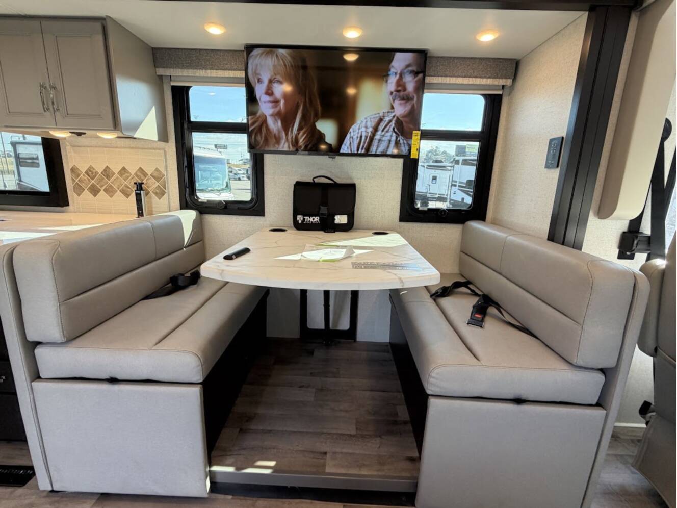 A photo of this 2026 Thor Motor Coach Palazzo GT 33.6