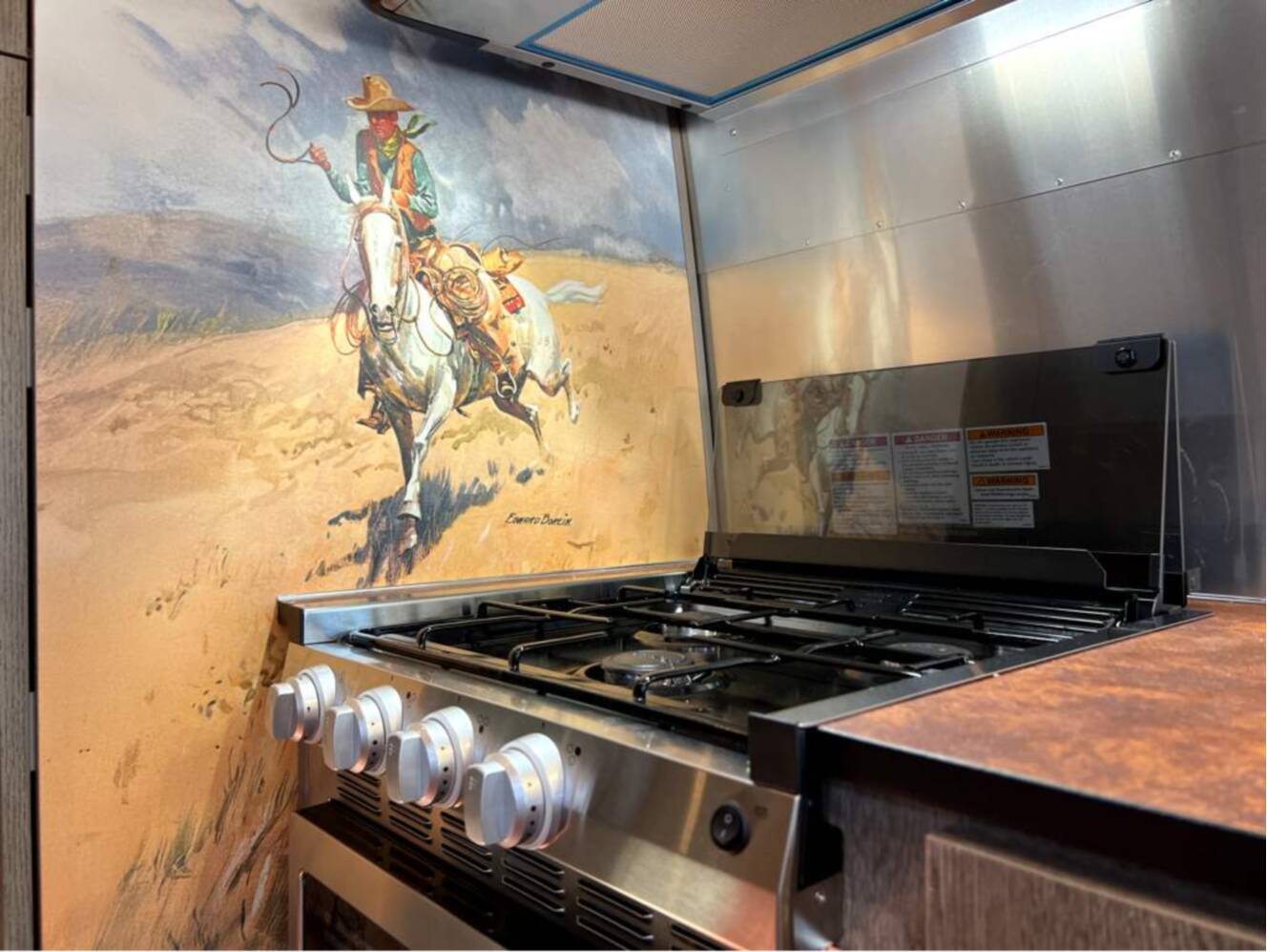 A photo of this 2026 Airstream STETSON 6666 27FBT