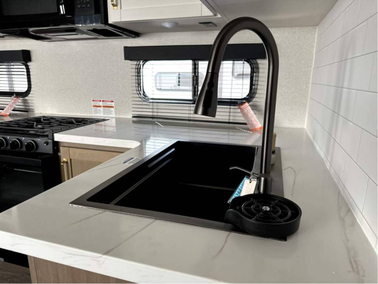 A photo of this 2026 Jayco Eagle HT 29DDB