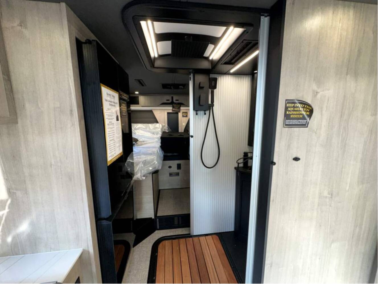 A photo of this 2026 Grand Design Lineage Series M 25TK