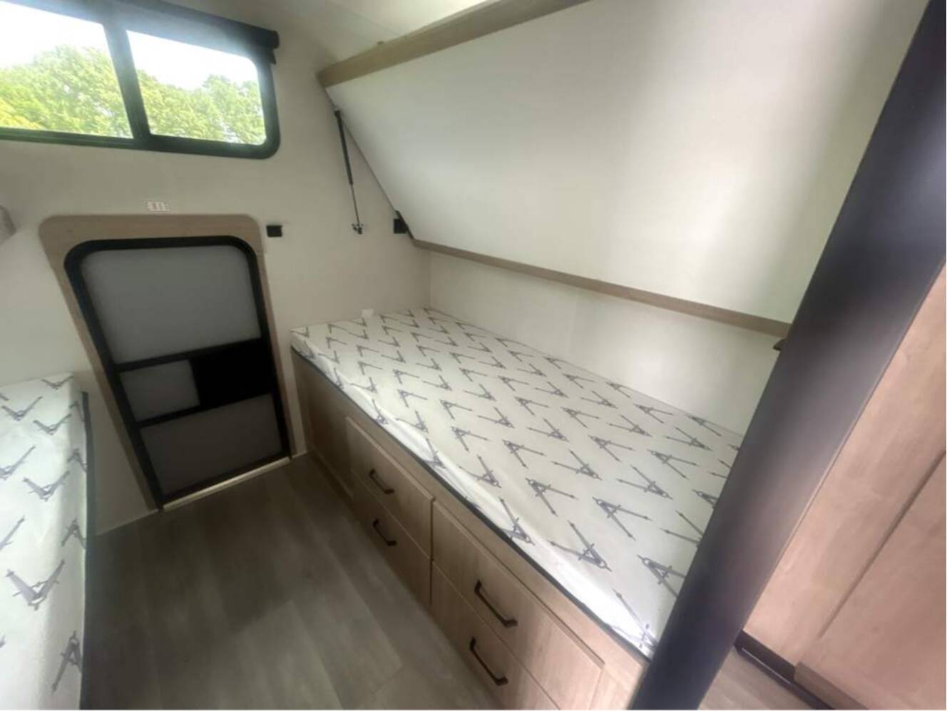 A photo of this 2026 Grand Design Imagine 3210BH
